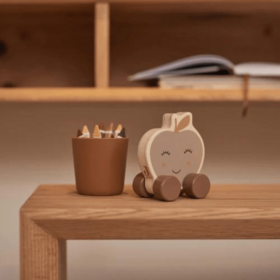 Jouet voiture en bois - Pomme pour bébé - Pour les mômes